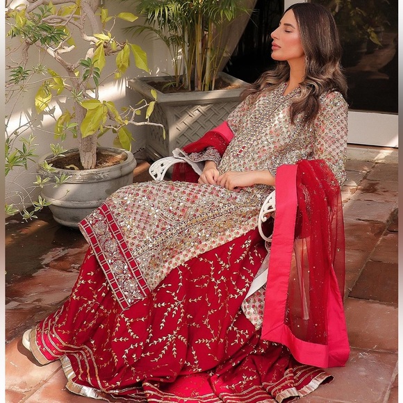 Saira shakila authentic Pakistani brand - Picture 3 of 4